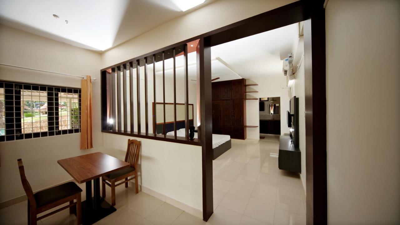 Ashtamudi Lake Garden Resorts Kollam Dış mekan fotoğraf
